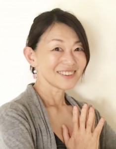 ヨガインストラクター